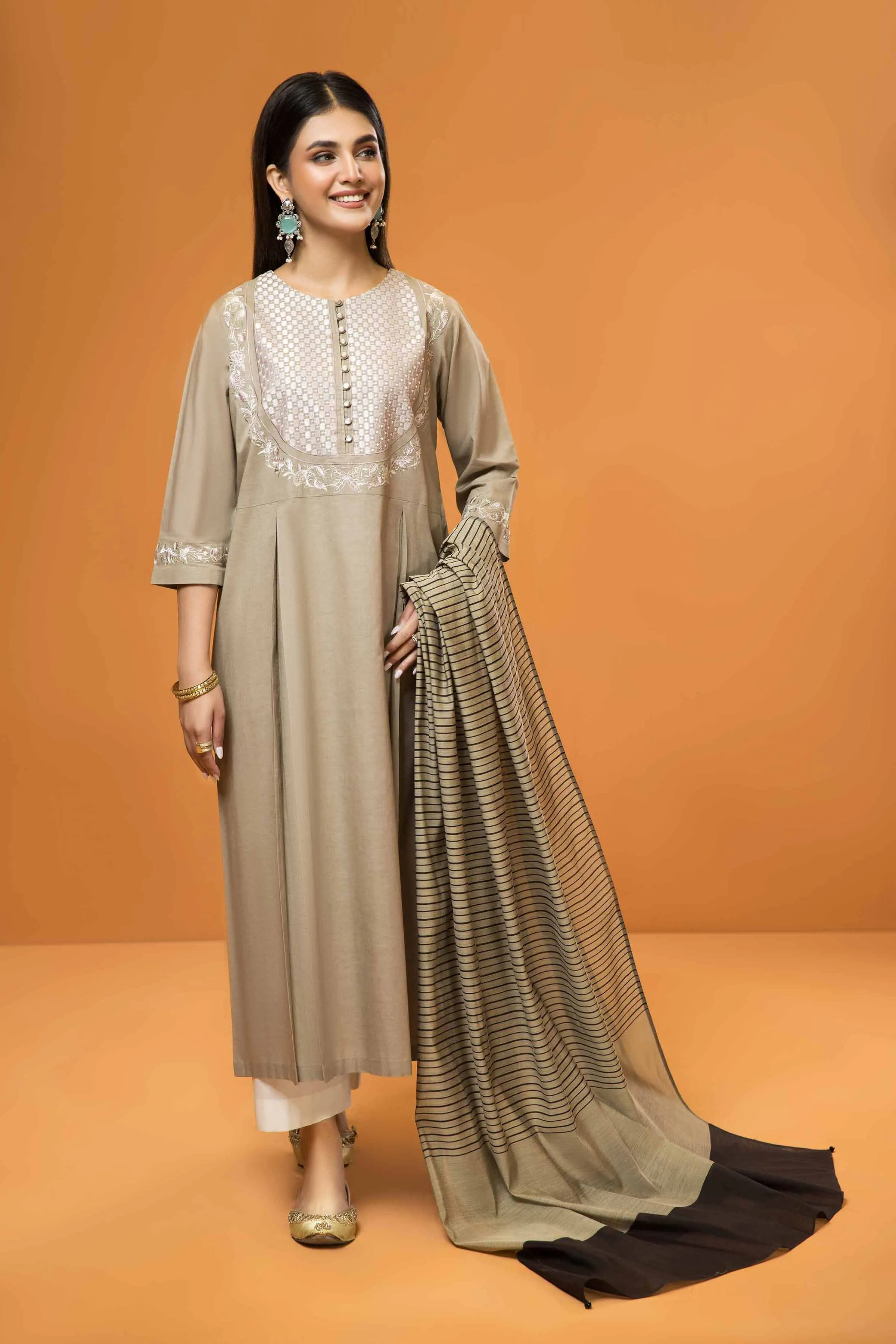 2 Piece - Embroidered Suit - PS23-180