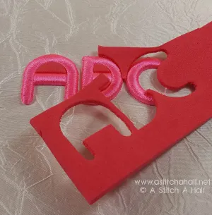 3D Monoglyceride Font
