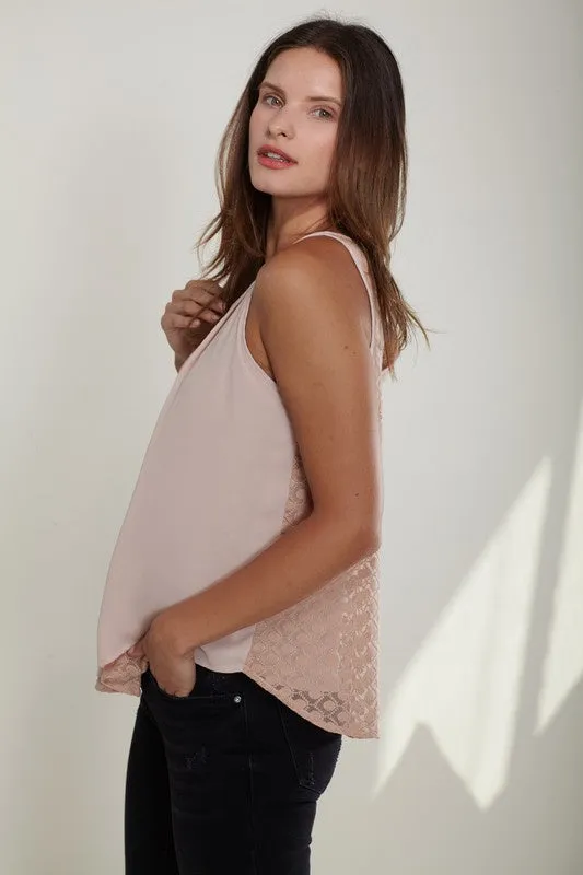 RO & DE Sleeveless Crewneck Layered Top